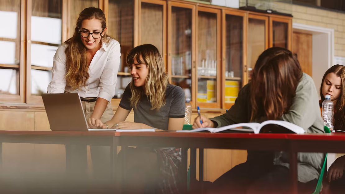 Rosnące koszty edukacji: w labiryncie wydatków 